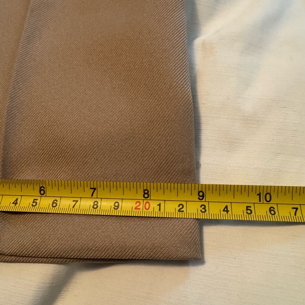 NWT Alfred Dunner Classic Straight Pull On Tan Trousers Flat Front Relaxed 10 - Picture 8 of 9